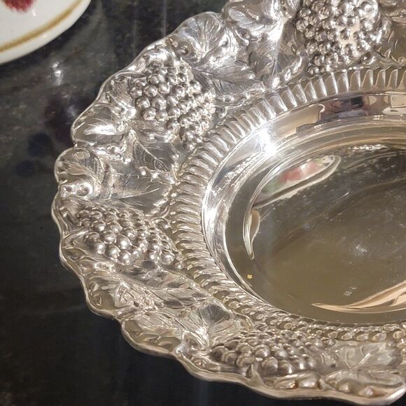 William Adams SPAIN Vintage Fine Silverplate 11.25" Repousse Bowl Rococo Revival - Picture 5 of 11